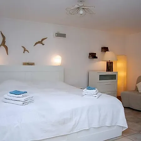 Gorgeous Les Issambres With Swimming Pool 4*