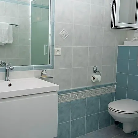 Gorgeous Les Issambres With Swimming Pool *